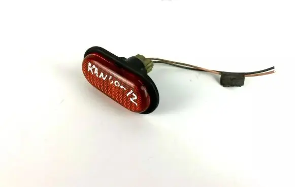 Renault Kangoo I Front fender indicator light 8200194580
