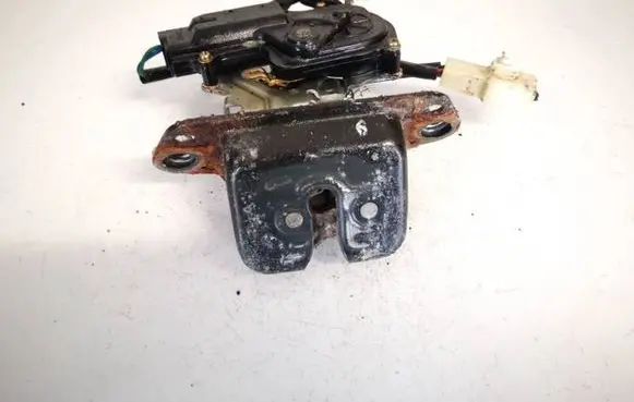 Subaru B9 Tribeca Tailgate/trunk/boot lock/catch/latch