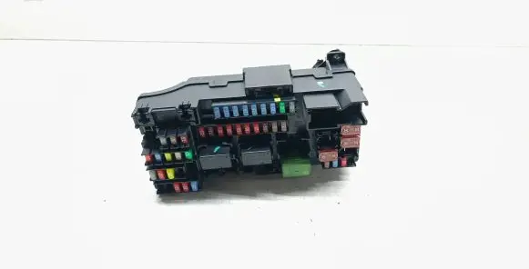 Opel Mokka Fuse module 21092612 1211221445