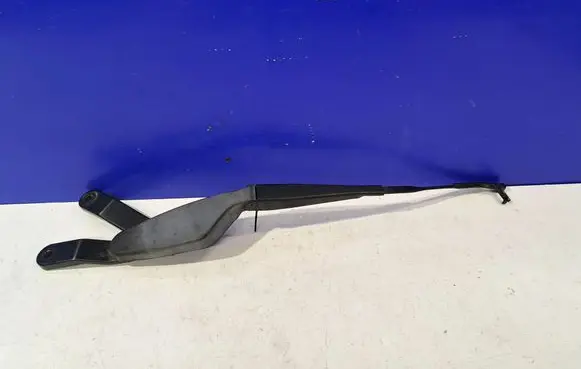Mercedes-Benz C W204 Windshield/front glass wiper blade A2048201544