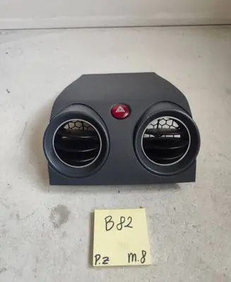 Mitsubishi Colt Central console control unit 837428