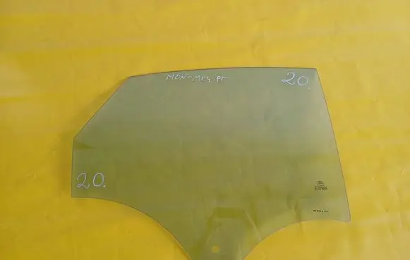 Ford Mondeo MK IV Rear door window glass