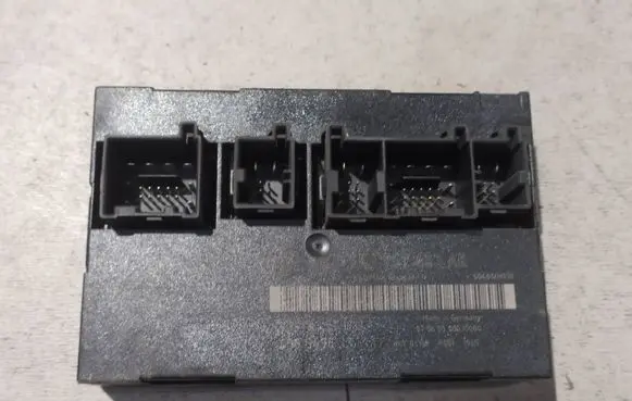 Volkswagen Golf V Comfort/convenience module 1K0959433AK S0401H030
