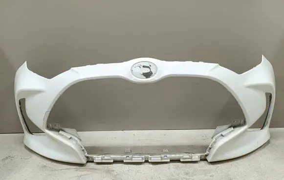 Toyota Yaris XP210 Front bumper 521190DA00