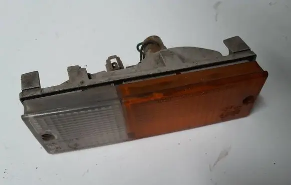 Mitsubishi Lancer Front indicator light