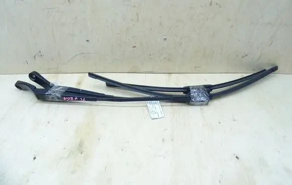 Opel Astra K Front wiper blade arm