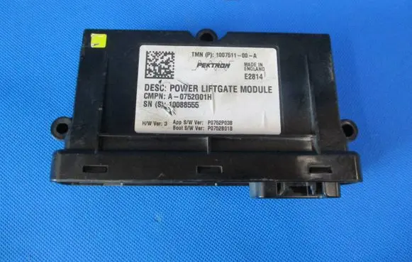 Tesla Model S Tailgate/trunk control unit/module 100751100A E2814 0752G01H
