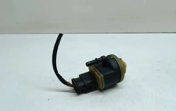 BMW 3 F30 F35 F31 Fuel filter heater 8572521