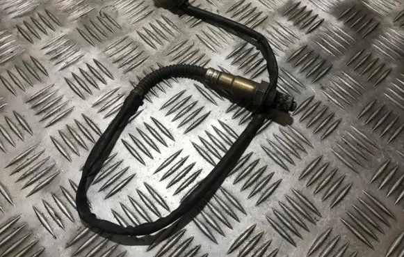 Volkswagen Caddy Lambda probe sensor 0281004042 0281004043