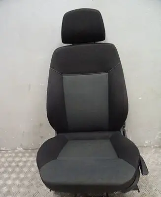 Opel Zafira B Front driver seat 