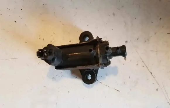 Subaru Forester SH Vacuum valve 1397001041