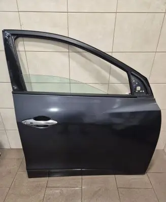 Hyundai ix35 Front door