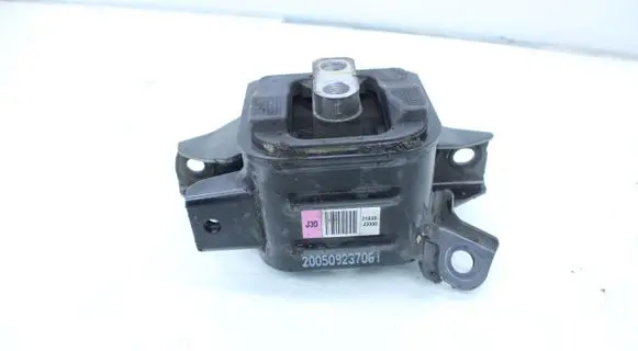 KIA Ceed Engine mount bracket 21830J3000