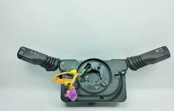 Opel Vectra C Fuse module 2816580530016577