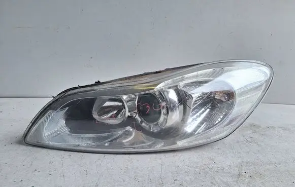 Volvo C30 Headlight/headlamp 31299820 LE08C6184 0301255601