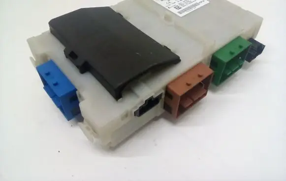 Volvo S80 Comfort/convenience module 30786132 6G9T14C256HE