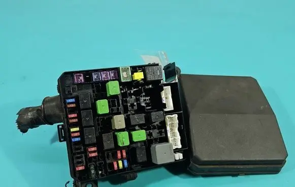 Fuse box set