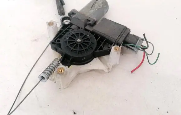 Mitsubishi Carisma Rear door window regulator motor 114843301 114843-301