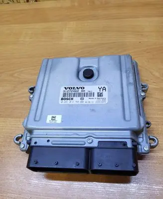 Volvo XC70 Engine control unit/module 31272462 0281010765