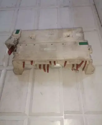 BMW 5 E39 Fuse module 61138367252 61138367253 61138365530