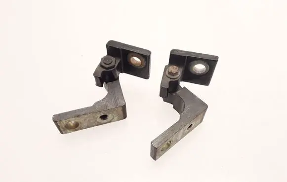 Rear door hinge set