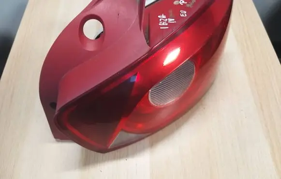 Seat Ibiza IV (6J,6P) Rear/tail lights 