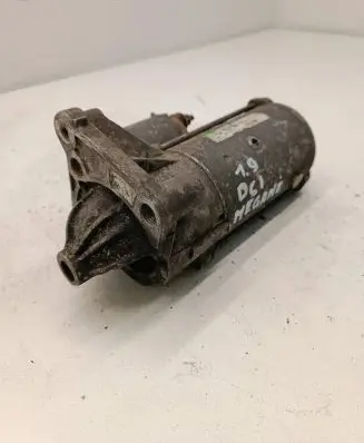 Renault Megane I Starter motor 8200331251 D7R49 0577GCV