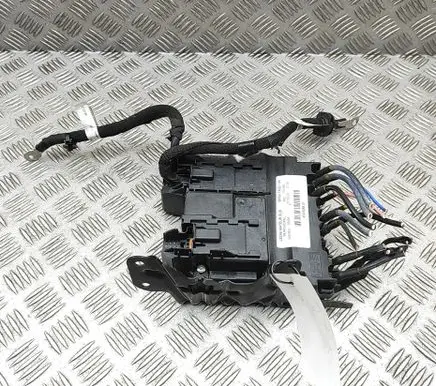 Peugeot 3008 II Fuse module 9822465180