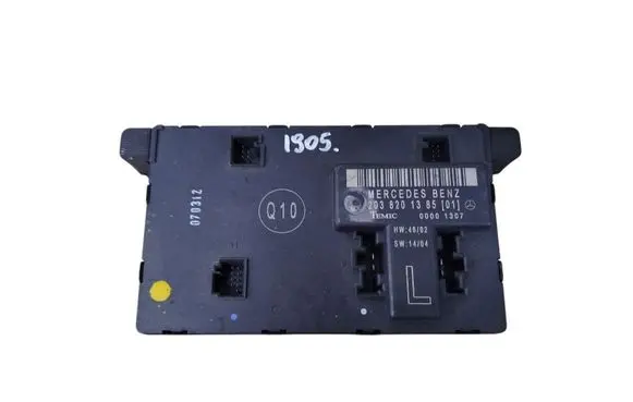 Mercedes-Benz C W203 Door control unit/module 2038201385