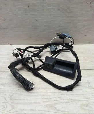 Volkswagen PASSAT B8 Tailgate handle with camera 509827566A