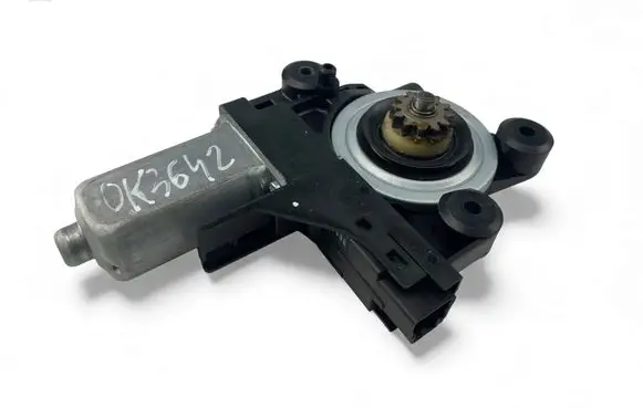 Volvo V60 Front door window regulator motor 970713102