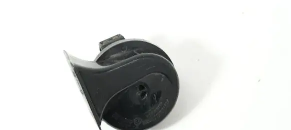 Audi A4 S4 B7 8E 8H Horn signal 8D0951223A