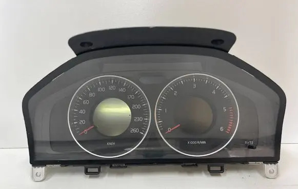 Speedometer (instrument cluster)