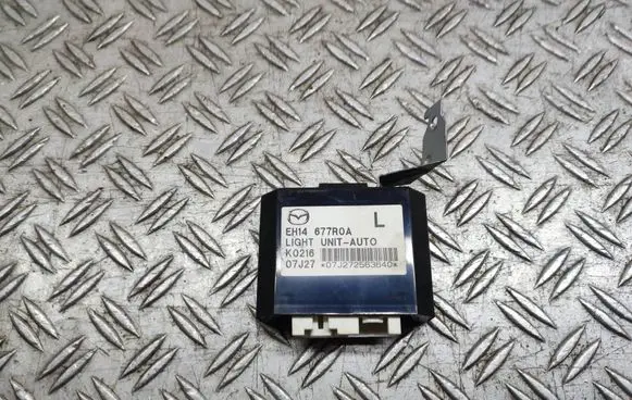 Mazda CX-7 Light module LCM K0216 07J27 EH14677R0A