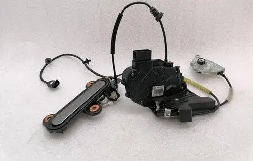 Aston Martin DB9 Coupe door lock (next to the handle) 7G43226A28A