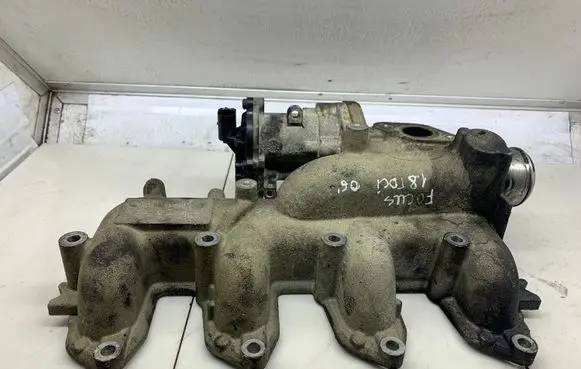Ford Focus Intake manifold 16100011