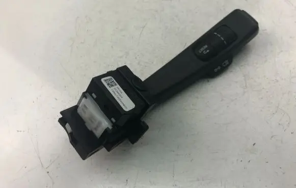 Volvo V40 Indicator stalk 31394001