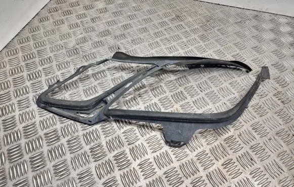 Under headlight/headlamp trim