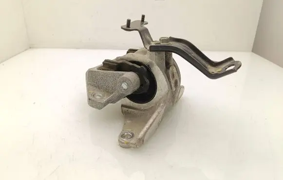 Suzuki Vitara (LY) Gearbox mount