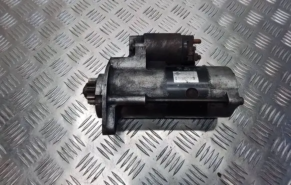 Nissan Navara D40 Starter motor 23300EB300