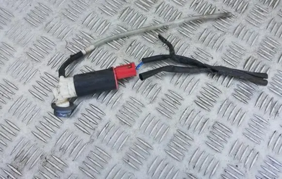 Mercedes-Benz CL C215 Windscreen/windshield washer pump