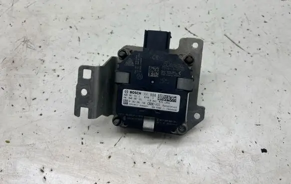 Audi A4 S4 B9 8W Distronic sensor radar 8W0907561C 8W0907561