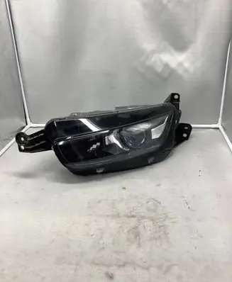Citroen C4 I Picasso Headlight/headlamp 967721758001