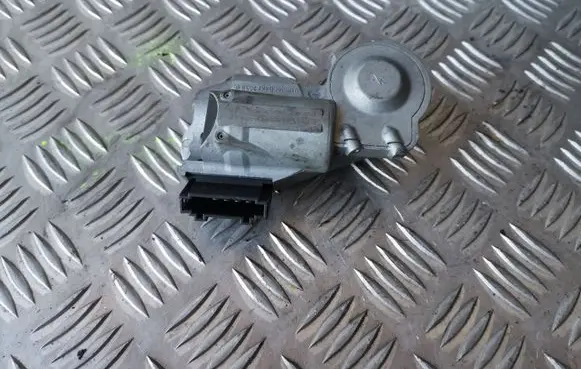 Volkswagen Crafter Steering wheel lock 9064620130
