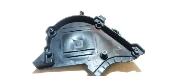 Ford Focus Timing belt guard (cover) 9651560180