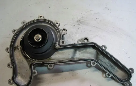 Audi A3 S3 A3 Sportback 8P Water pump 059121016G