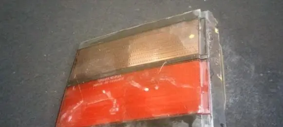 Volkswagen PASSAT B3 Tailgate rear/tail lights 333945107