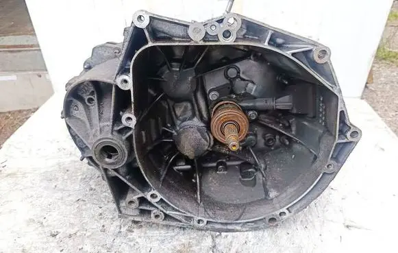 Peugeot RCZ Manual 5 speed gearbox 9686219510