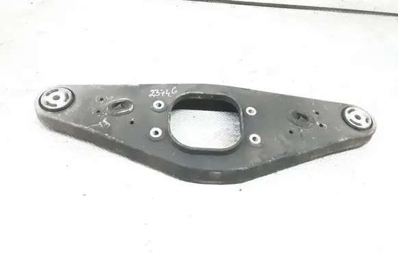 Mercedes-Benz E W211 Rear differential/diff mount bracket A2303522206