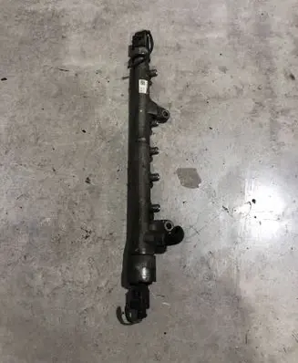 Volkswagen Golf VI Fuel main line pipe 03L089H 03L906051 03L130764A